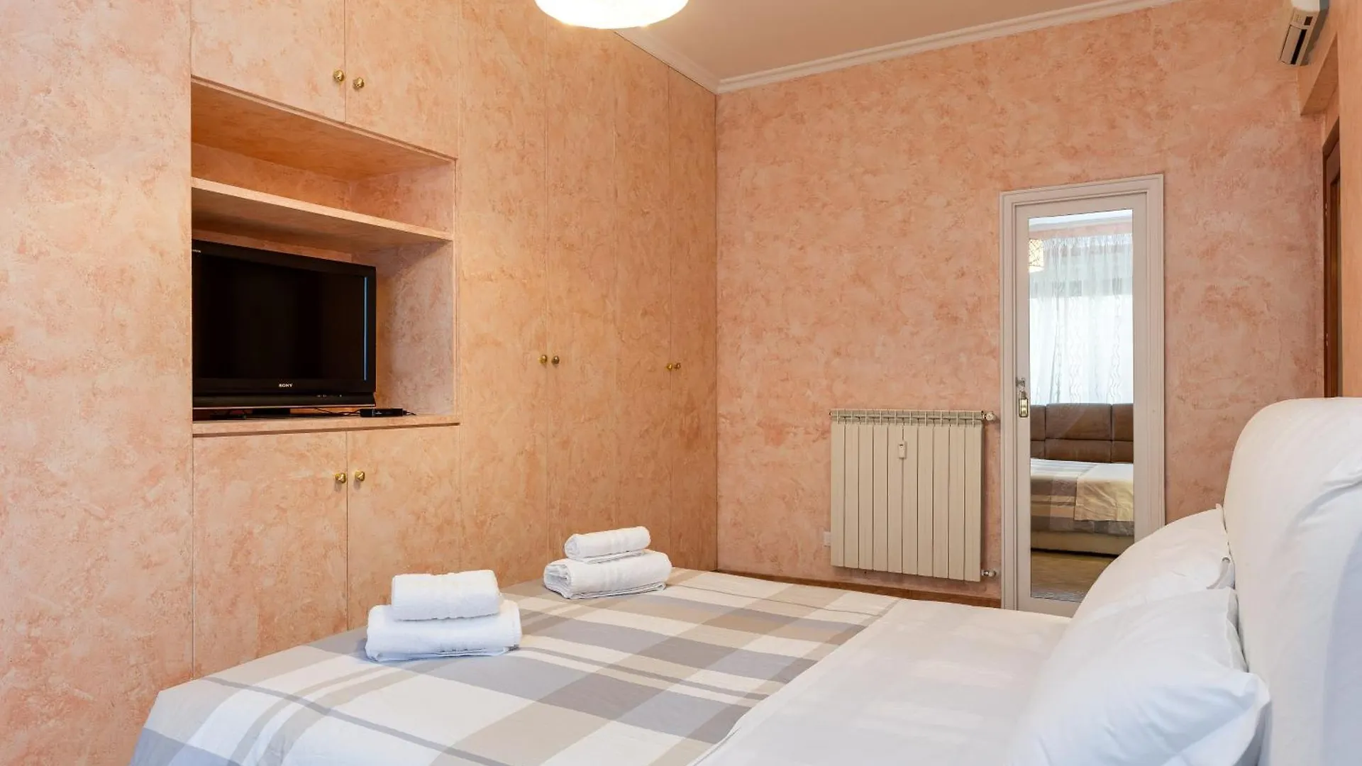 Vatican Comfortable Apartment Rome